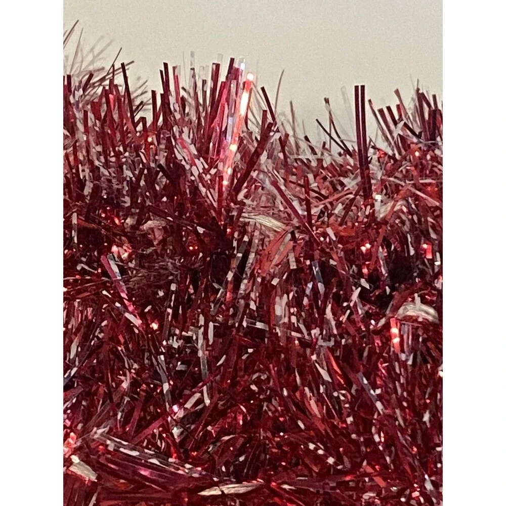 Roundtree & Yorke red white